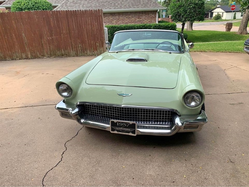 1957 Ford Thunderbird when I bought it. 1957_tbirda.jpg